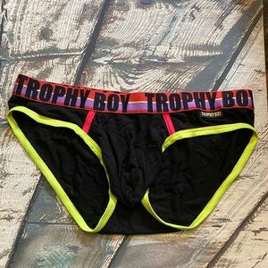 listing-status-banner